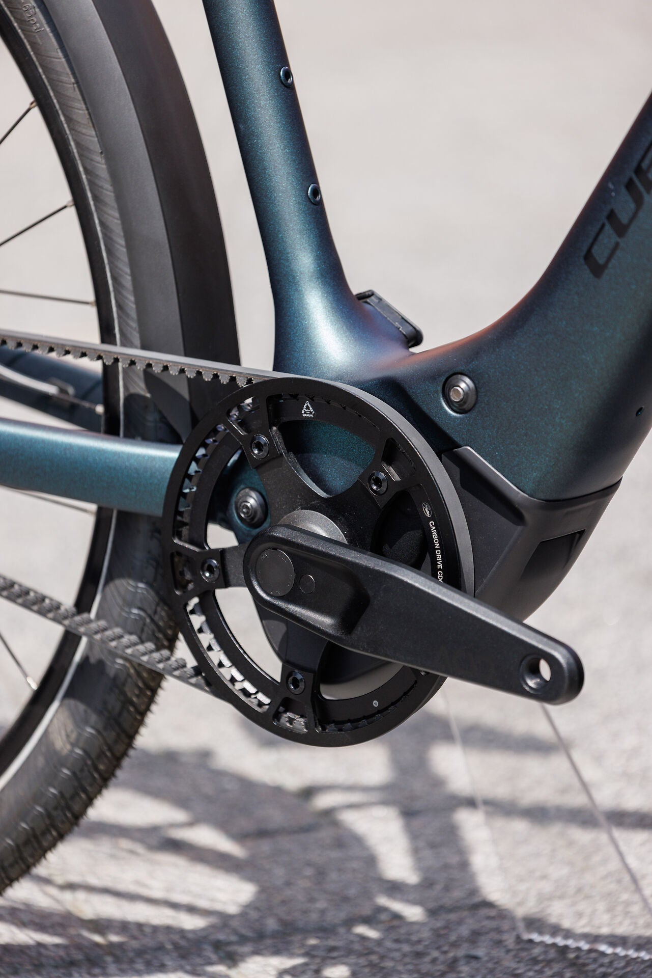Cube Editor Hybrid SLX 400X FE glitterteal´n´black 2027 – E-Citybike – Detailansicht 6