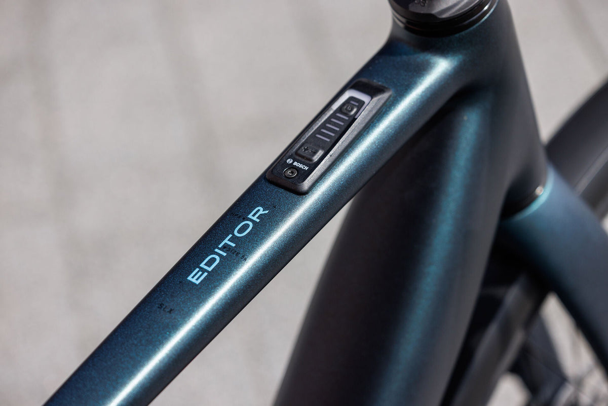 Cube Editor Hybrid SLX 400X FE glitterteal´n´black 2027 – E-Citybike – Detailansicht 7