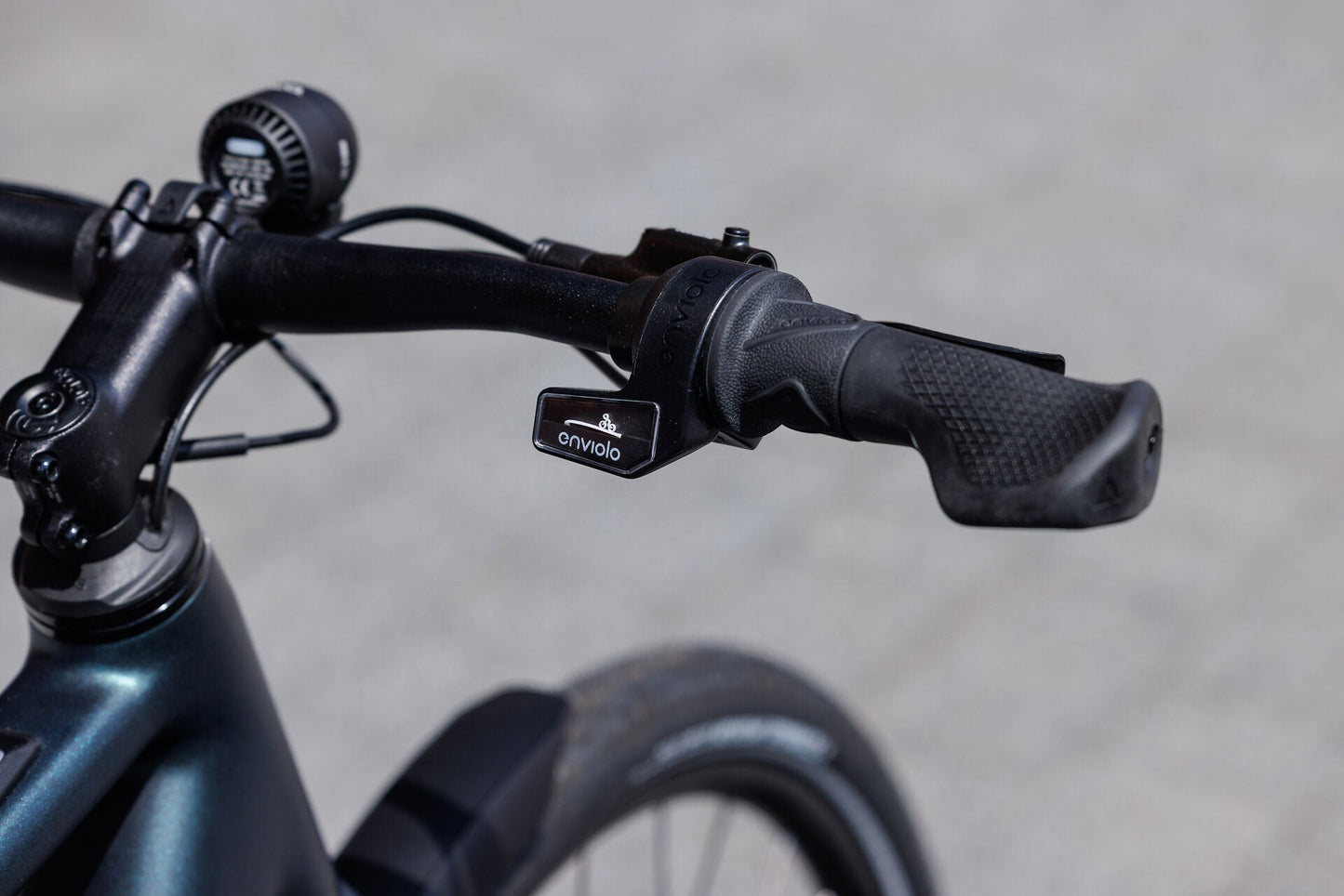 Cube Editor Hybrid SLX 400X FE glitterteal´n´black 2027 – E-Citybike – Detailansicht 11