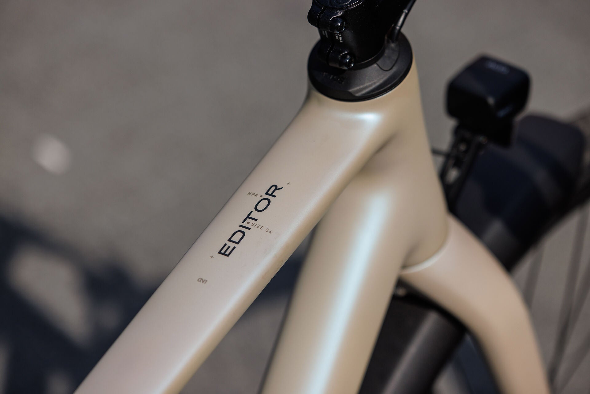 Cube Editor ONE FE glintsand´n´black 2027 – Citybike – Detailansicht 9