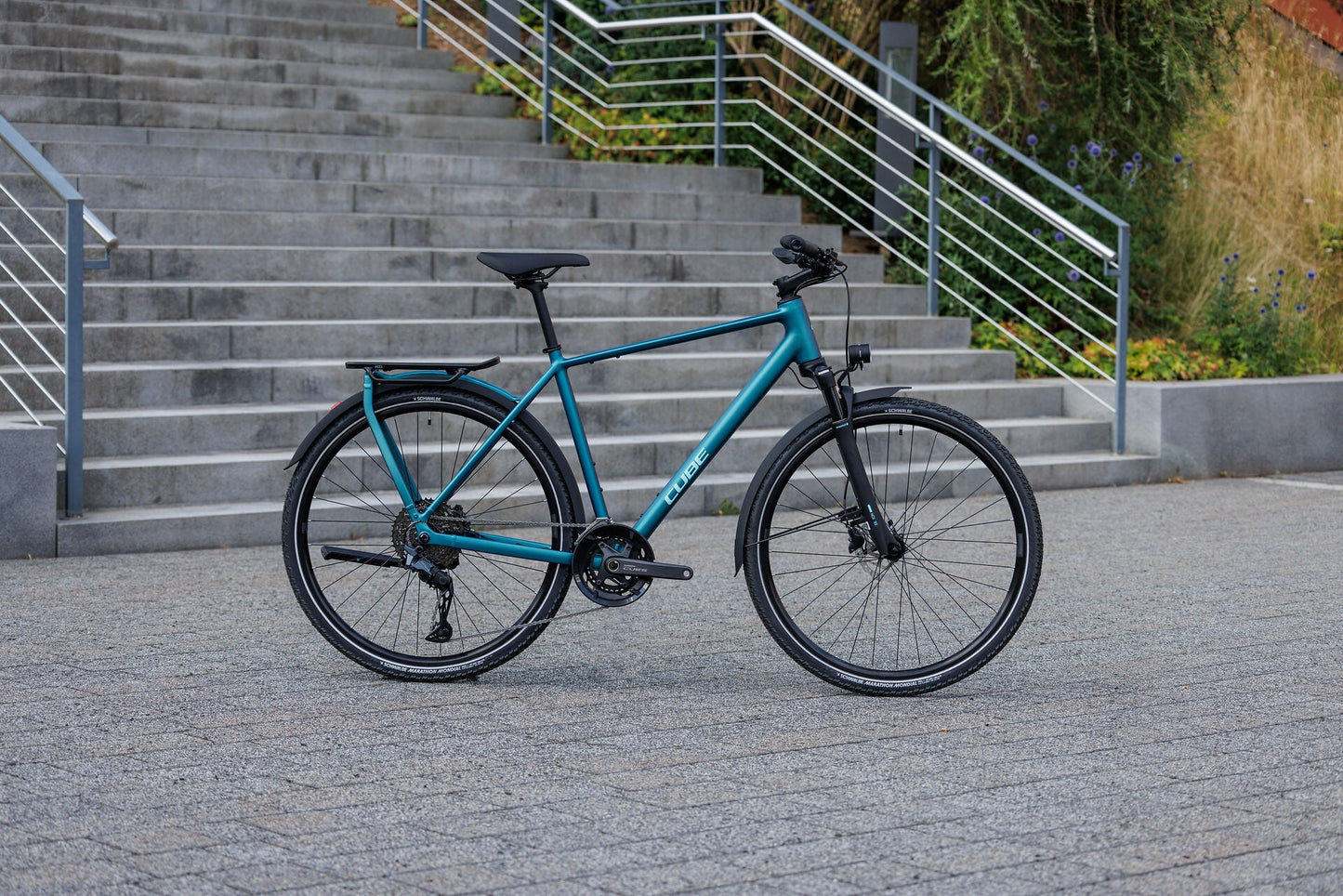 Cube Kathmandu EXC metallicpetrol´n´sea 2027 – Trekkingrad – Seitenansicht 1