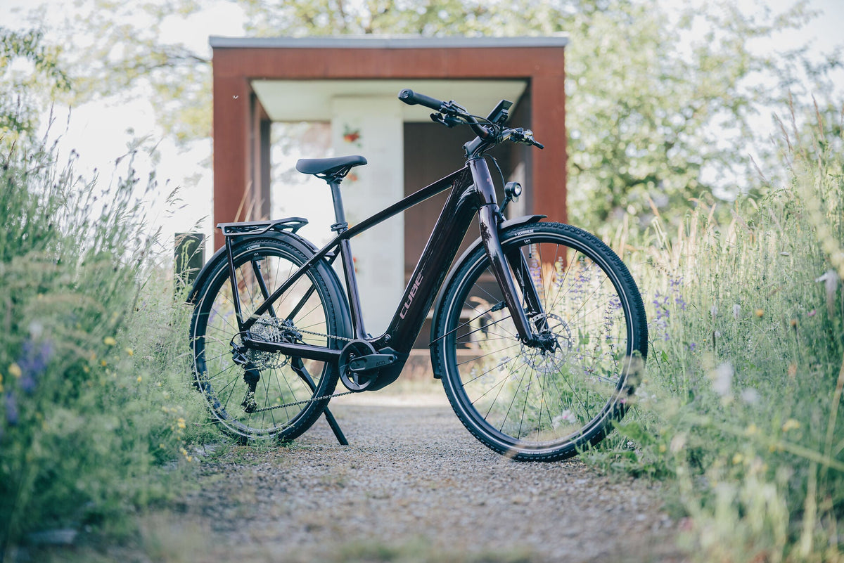 Cube Kathmandu Hybrid C:62 SLX 400X liquidred´n´red 2027 – E-Trekkingrad – Seitenansicht 3