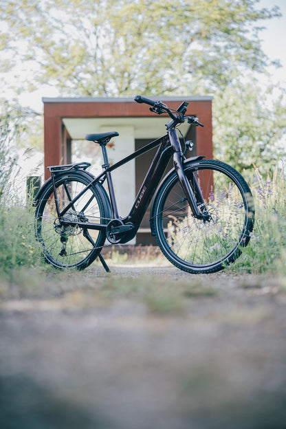 Cube Kathmandu Hybrid C:62 SLX 400X liquidred´n´red 2027 – E-Trekkingrad – Seitenansicht 4