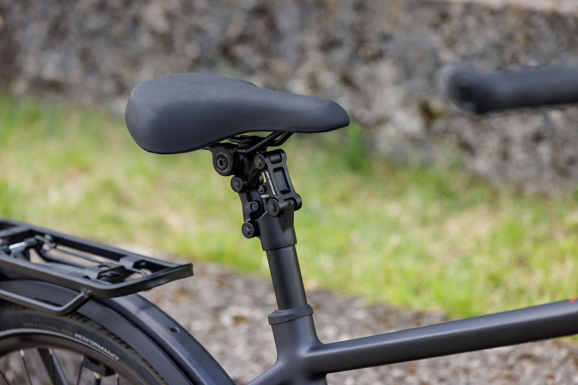 Cube Kathmandu Hybrid Deluxe EXC 800 stealthgrey´n´grey 2027 – E-Trekkingrad – Detailansicht 3