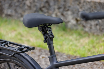 Cube Kathmandu Hybrid Deluxe EXC 800 stealthgrey´n´grey 2027 – E-Trekkingrad – Detailansicht 3