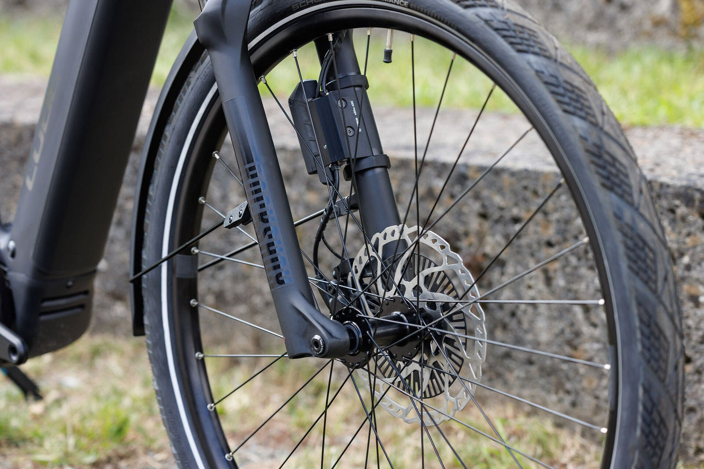 Cube Kathmandu Hybrid Deluxe EXC 800 stealthgrey´n´grey 2027 – E-Trekkingrad – Detailansicht 5