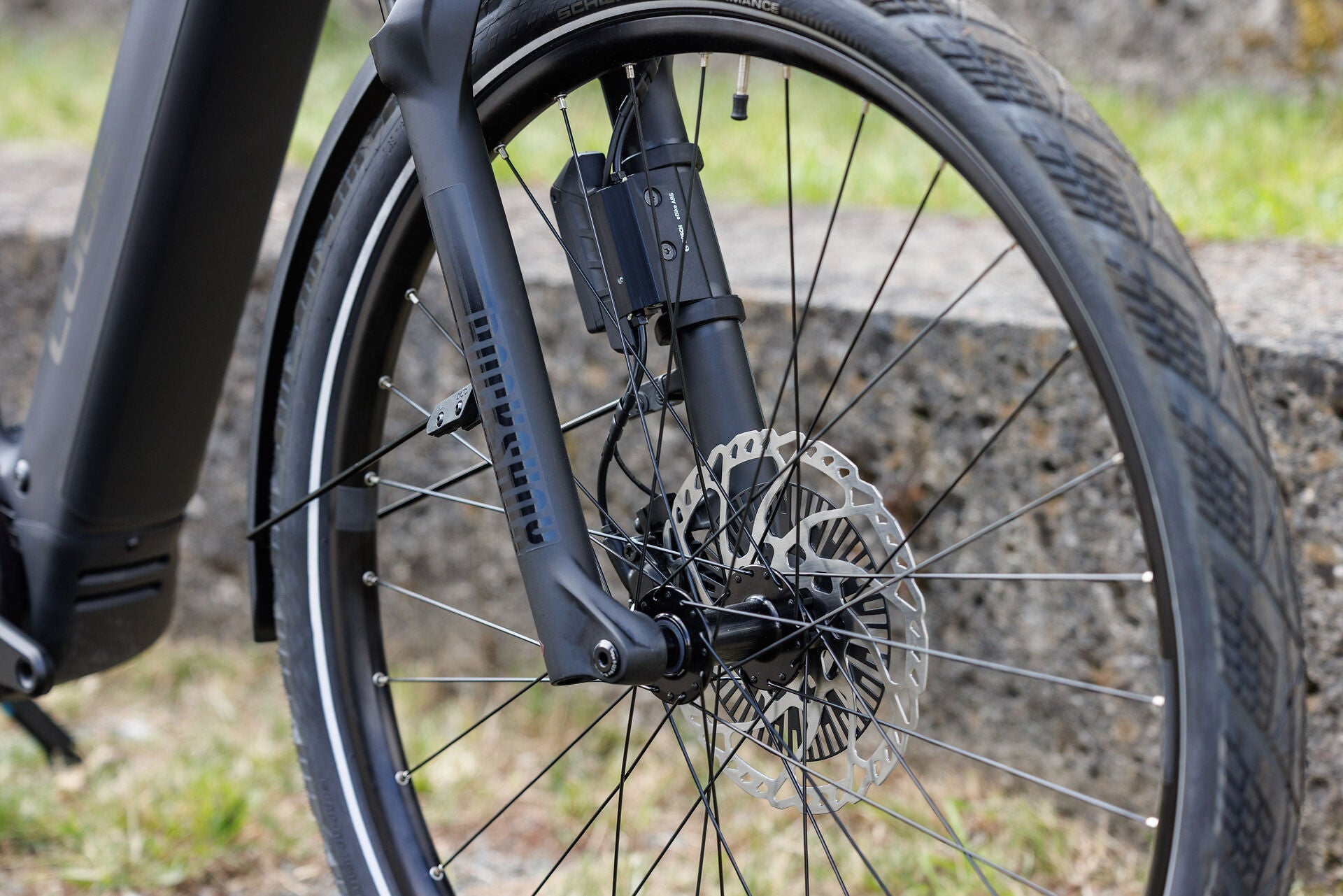 Cube Kathmandu Hybrid Deluxe EXC 800 stealthgrey´n´grey 2027 – E-Trekkingrad – Detailansicht 5