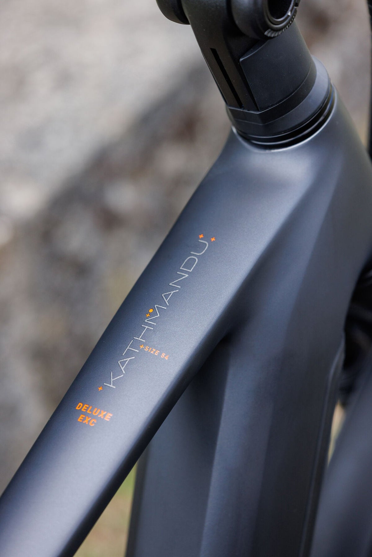 Cube Kathmandu Hybrid Deluxe EXC 800 stealthgrey´n´grey 2027 – E-Trekkingrad – Detailansicht 8