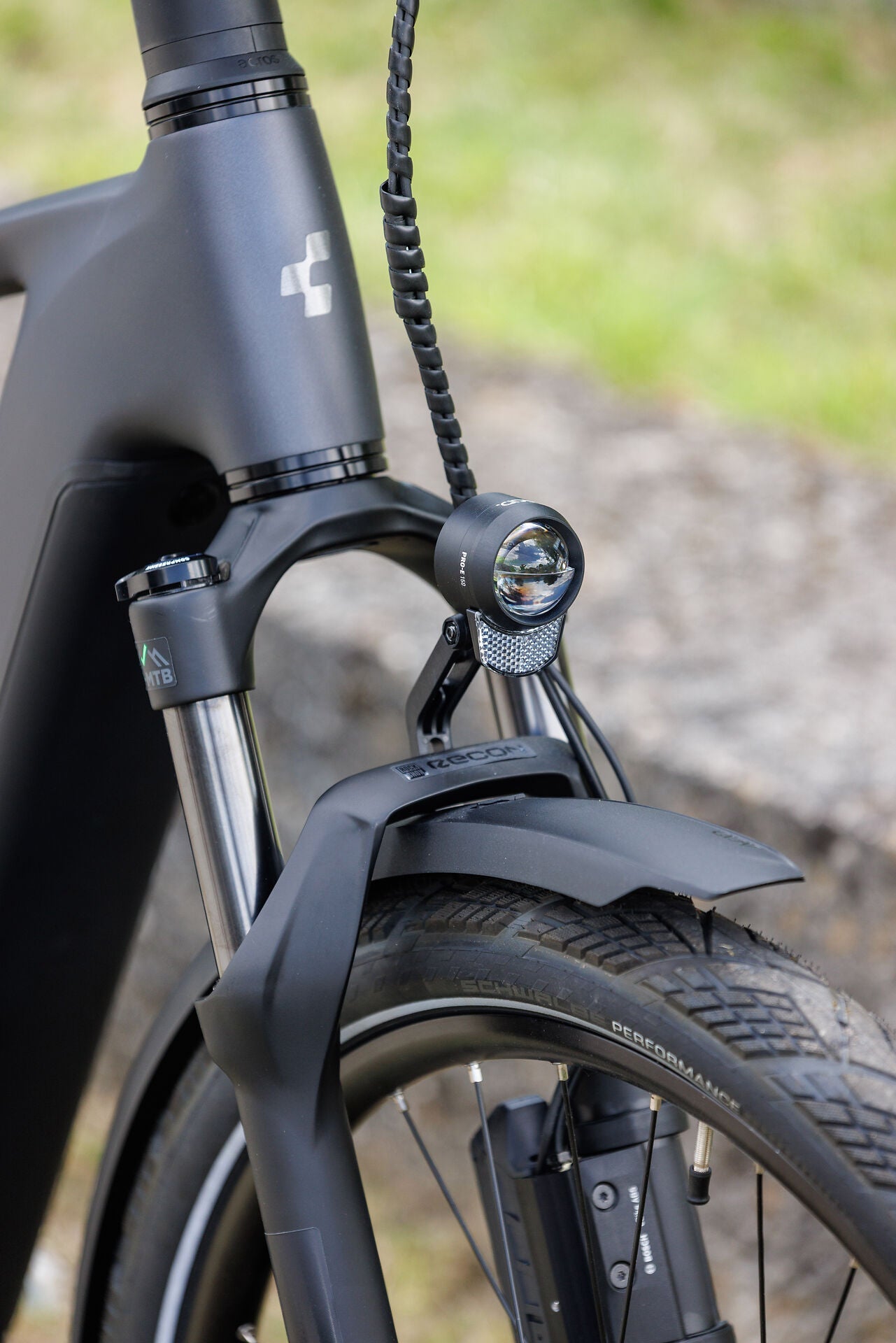 Cube Kathmandu Hybrid Deluxe EXC 800 stealthgrey´n´grey 2027 – E-Trekkingrad – Detailansicht 12