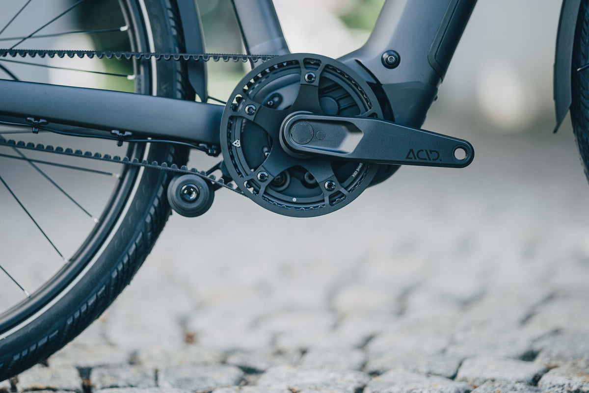 Cube Kathmandu Hybrid Deluxe EXC 800 stealthgrey´n´grey Trapeze 2027 – E-Trekkingrad – Detailansicht 1