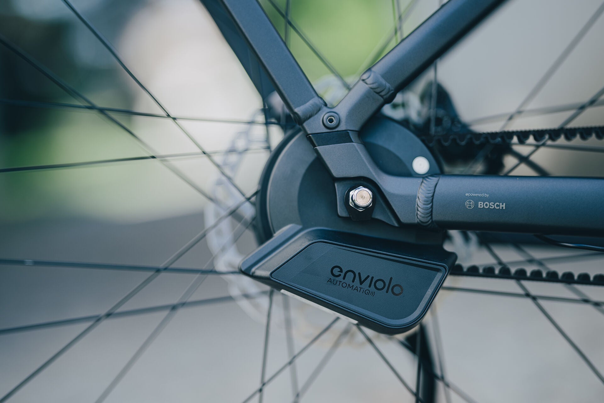 Cube Kathmandu Hybrid Deluxe EXC 800 stealthgrey´n´grey Trapeze 2027 – E-Trekkingrad – Detailansicht 4