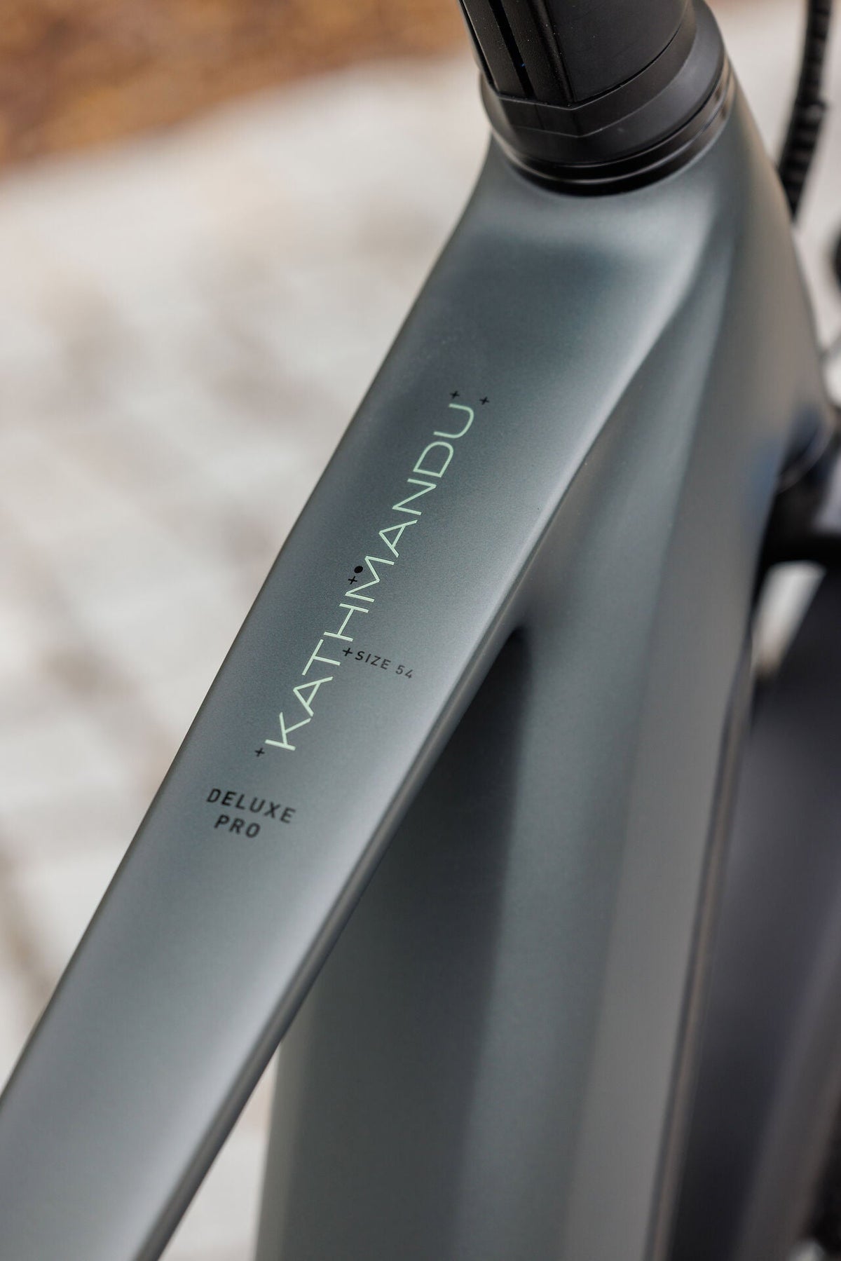 Cube Kathmandu Hybrid Deluxe Pro 800 blackforest´n´chrome 2027 – E-Trekkingrad – Detailansicht 14