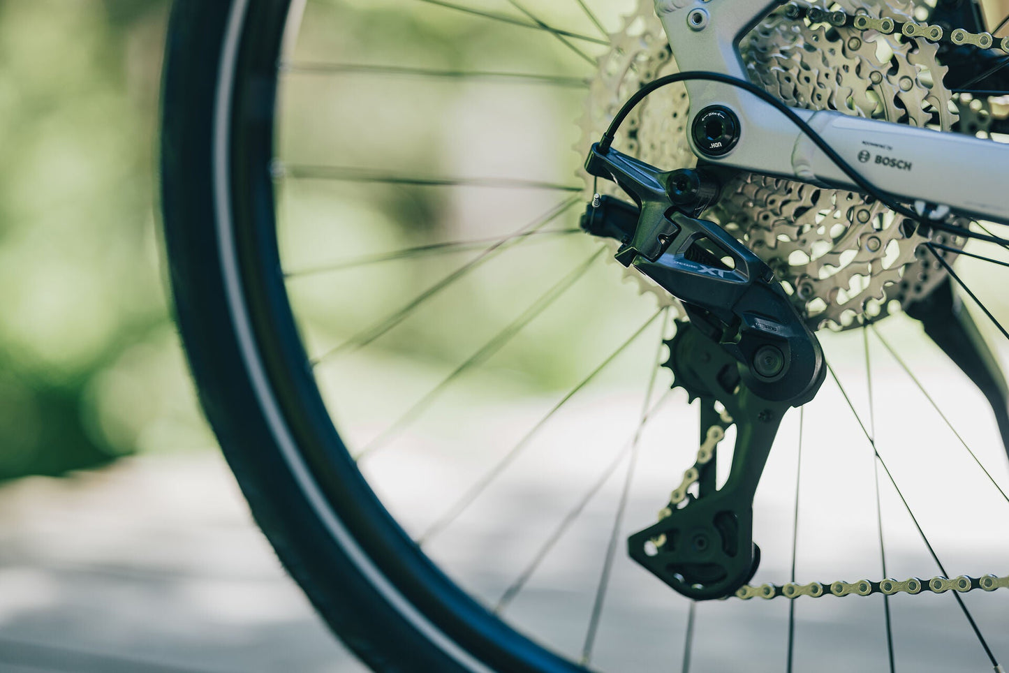 Cube Kathmandu Hybrid EXC 800 slategrey´n´chrome 2027 – E-Trekkingrad – Detailansicht 2