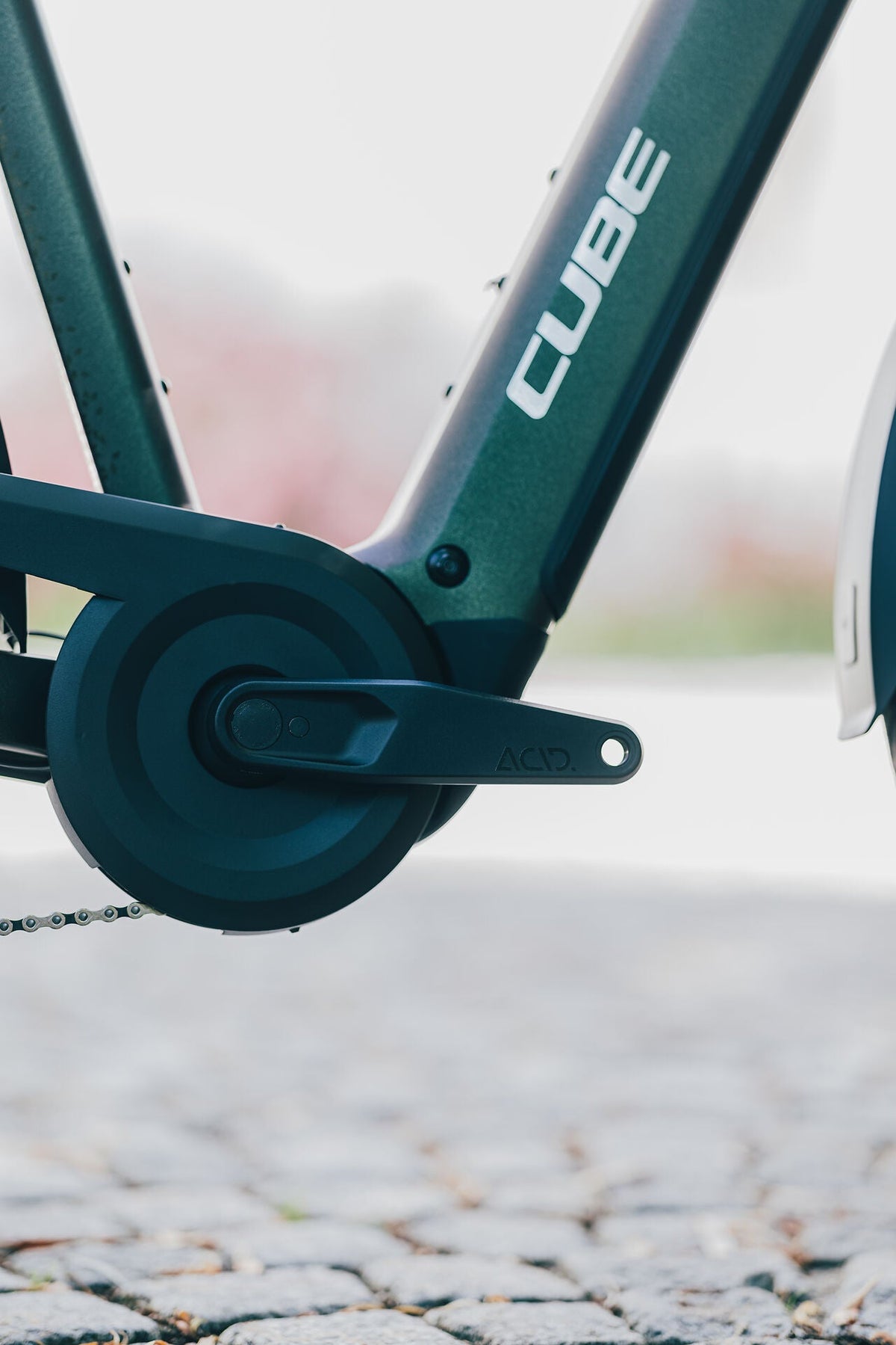 Cube Kathmandu Hybrid EXC 800 stellar´n´chrome 2027 – E-Trekkingrad – Detailansicht 1