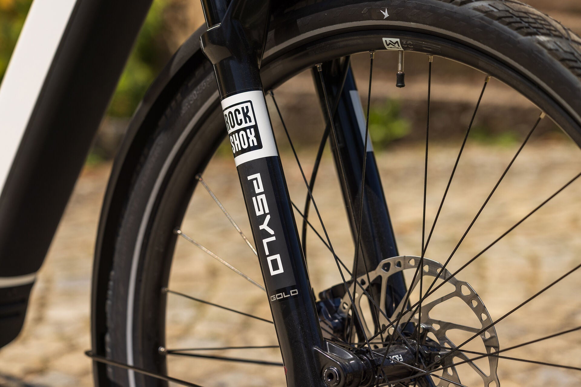 Cube Kathmandu Hybrid ONE11 HPC SLX 800 metallicwhite´n´prizm Easy Entry 2027 – E-Crossrad – Detailansicht 3