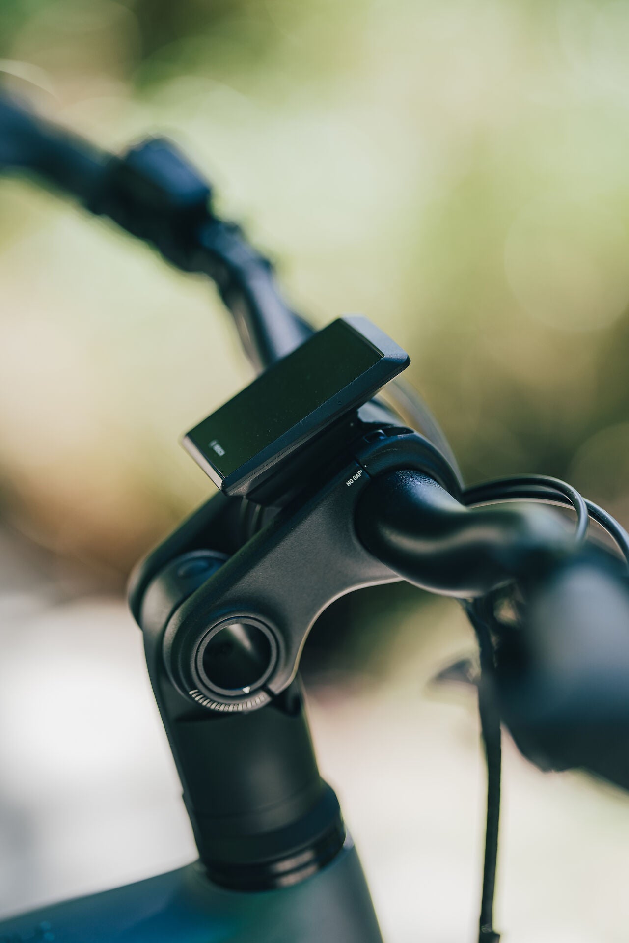Cube Kathmandu Hybrid Pro 800 smaragdgrey´n´black 2027 – E-Trekkingrad – Detailansicht 14