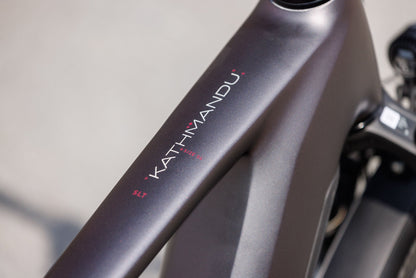 Cube Kathmandu Hybrid SLT 800 mysticgraphite´n´reflex 2027 – E-Trekkingrad – Detailansicht 11