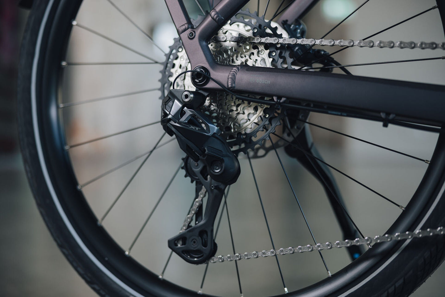Cube Kathmandu Hybrid SLT 800 mysticgraphite´n´reflex Easy Entry 2027 – E-Trekkingrad – Detailansicht 4