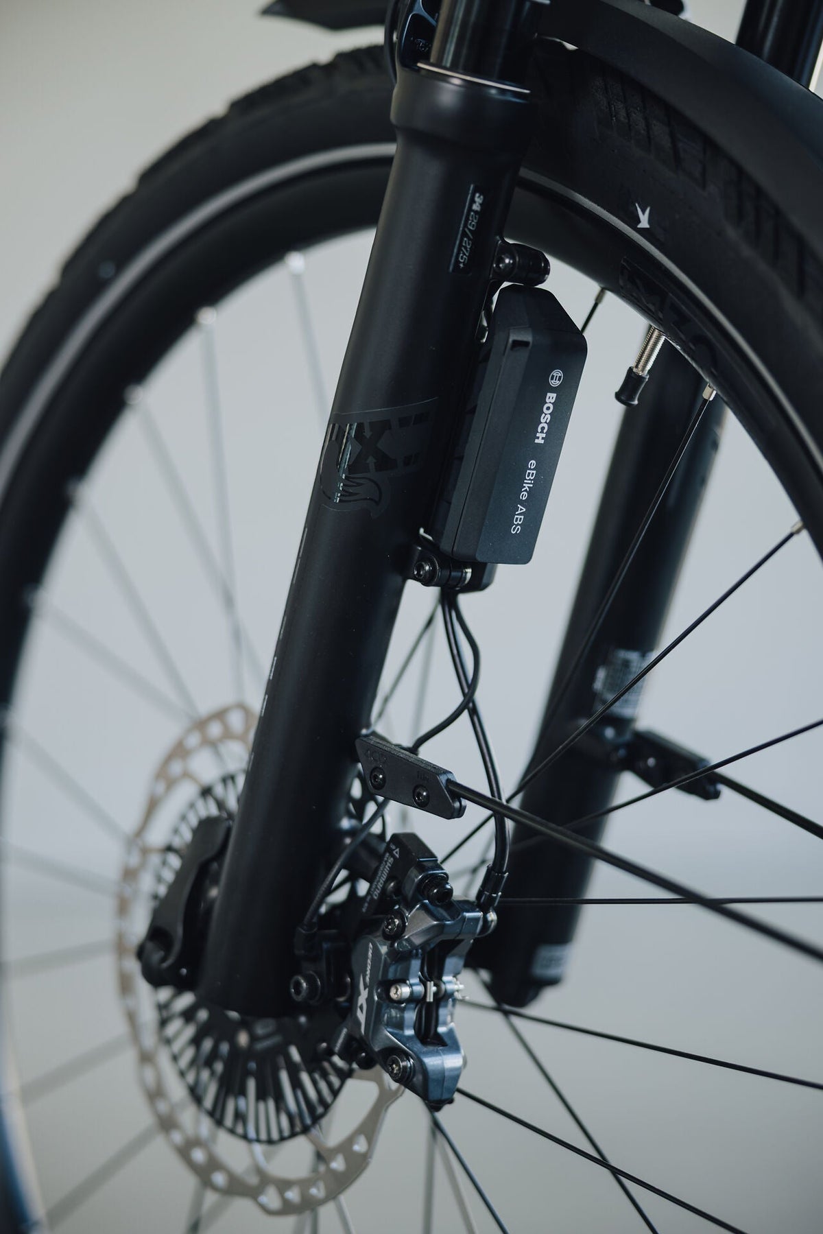 Cube Kathmandu Hybrid SLT 800 mysticgraphite´n´reflex Easy Entry 2027 – E-Trekkingrad – Detailansicht 13