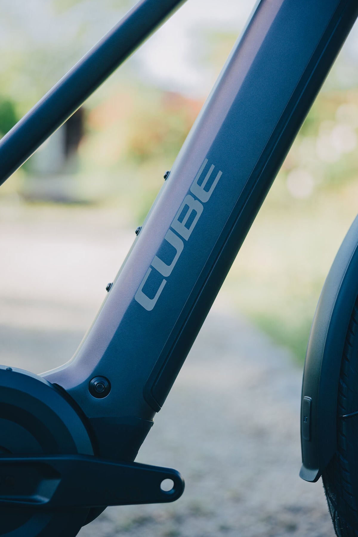 Cube Kathmandu Hybrid SLT 800 mysticgraphite´n´reflex Trapeze 2027 – E-Trekkingrad – Detailansicht 4