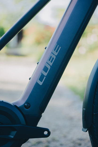 Cube Kathmandu Hybrid SLT 800 mysticgraphite´n´reflex Trapeze 2027 – E-Trekkingrad – Detailansicht 4