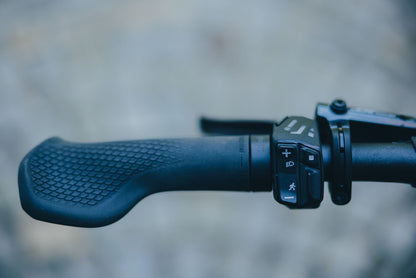 Cube Kathmandu Hybrid SLT 800 mysticgraphite´n´reflex Trapeze 2027 – E-Trekkingrad – Detailansicht 14