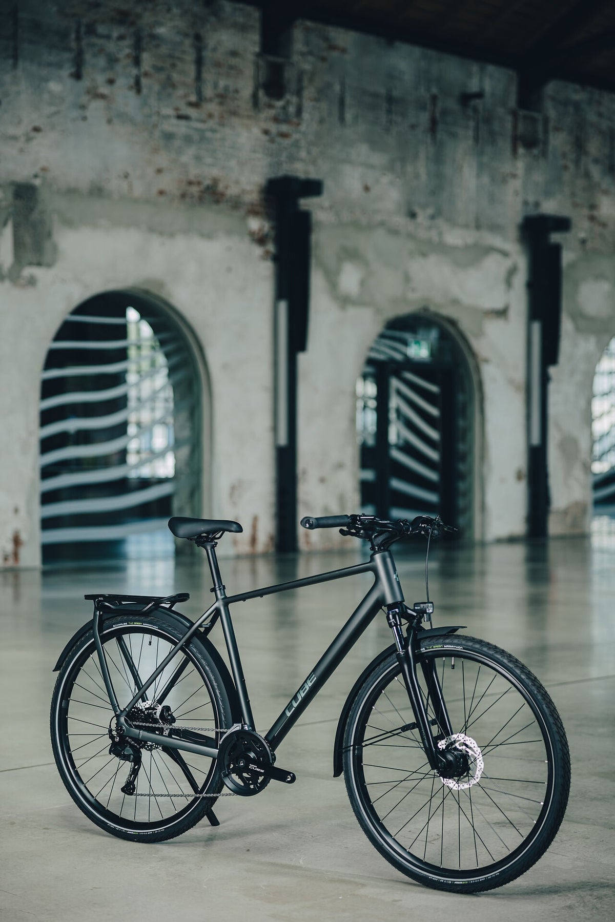 Cube Kathmandu ONE blackforest´n´chrome 2027 – Trekkingrad – Seitenansicht 3