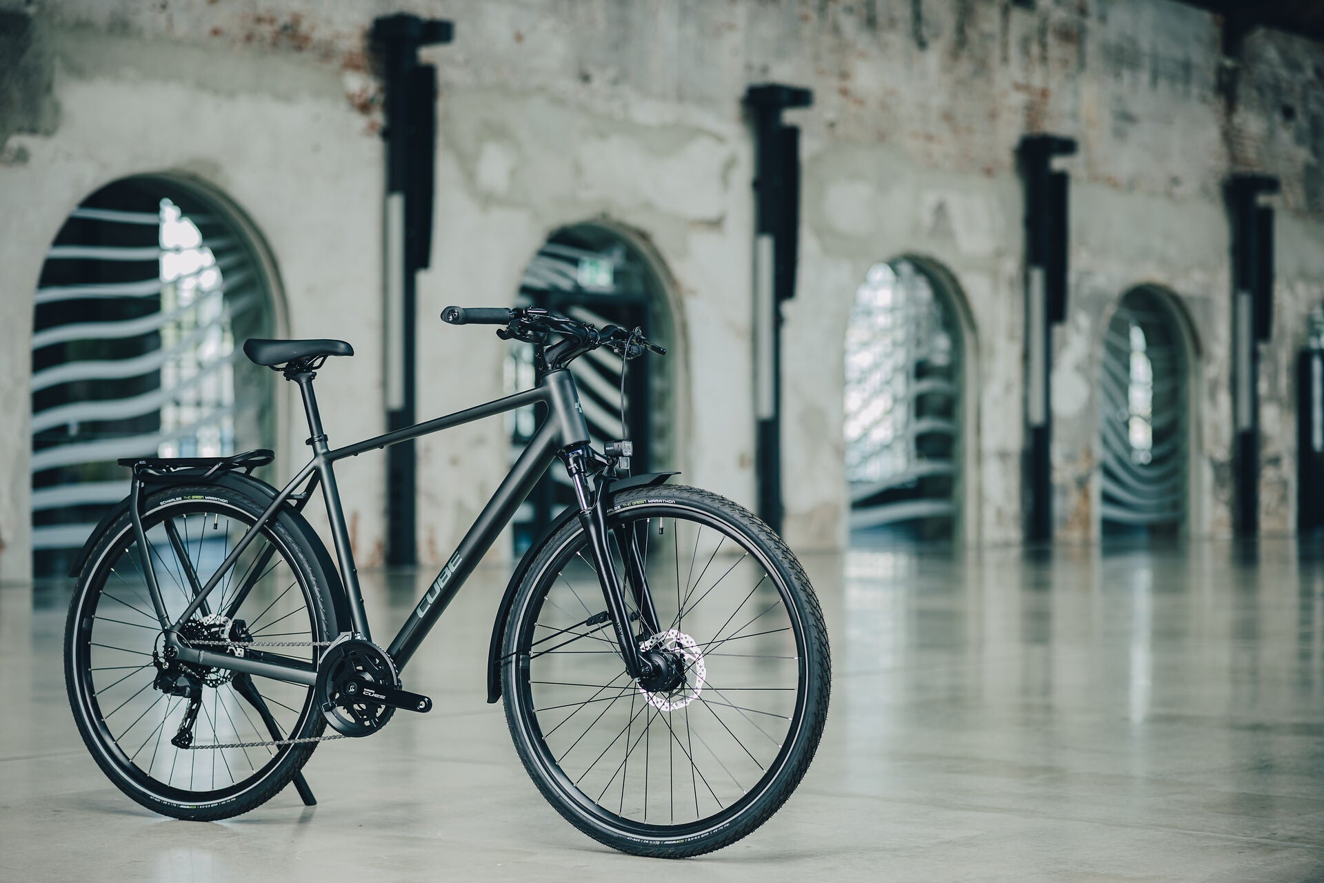 Cube Kathmandu ONE blackforest´n´chrome 2027 – Trekkingrad – Seitenansicht 4