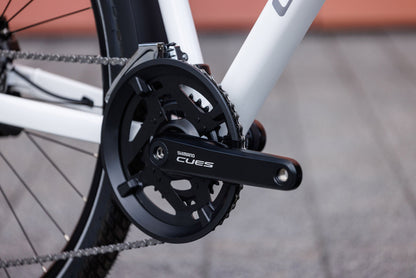 Cube Kathmandu Pro metallicwhite´n´chrome 2027 – Trekkingrad – Detailansicht 5