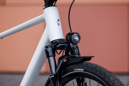Cube Kathmandu Pro metallicwhite´n´chrome 2027 – Trekkingrad – Detailansicht 7
