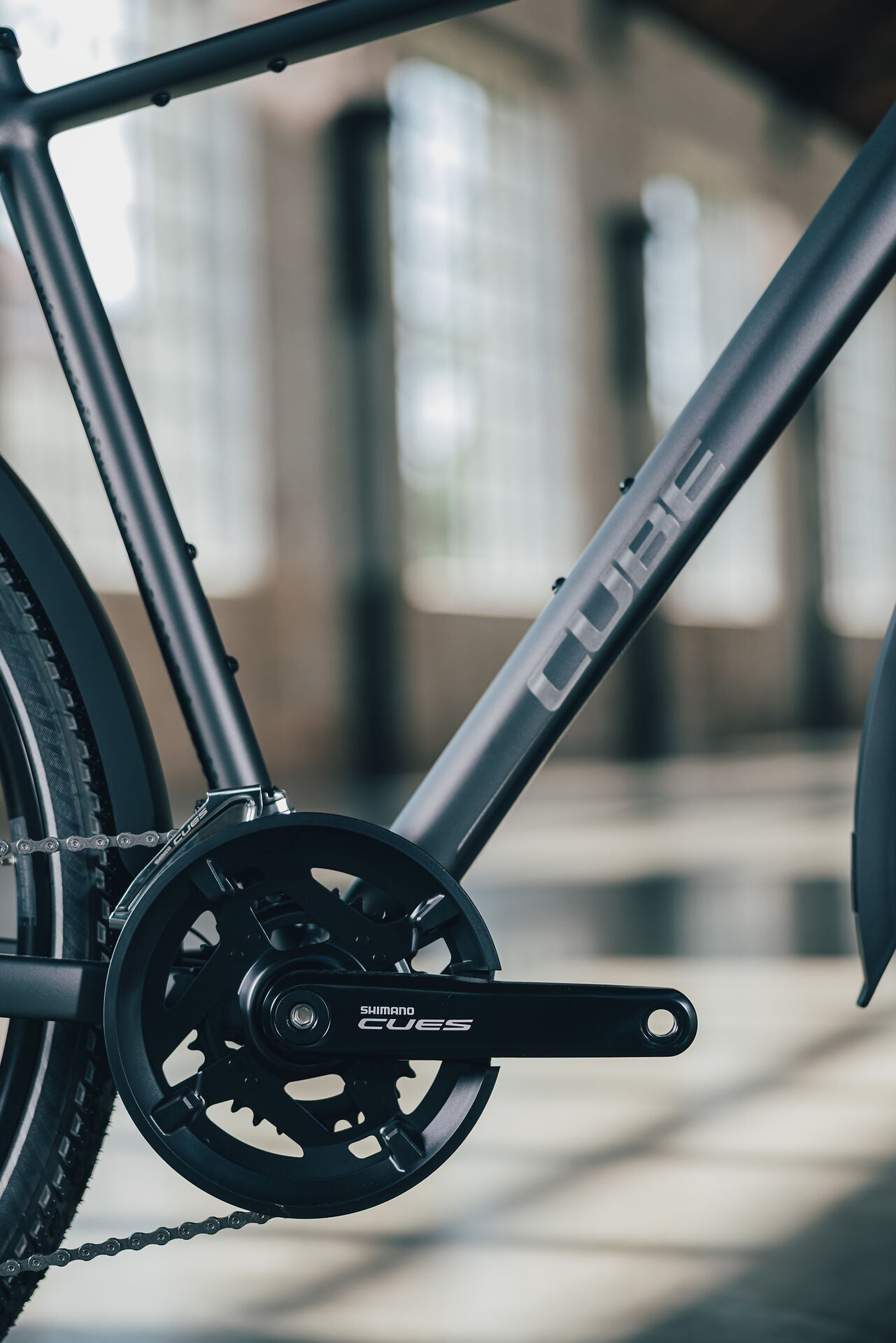 Cube Kathmandu Pro slabgrey´n´chrome 2027 – Trekkingrad – Detailansicht 2