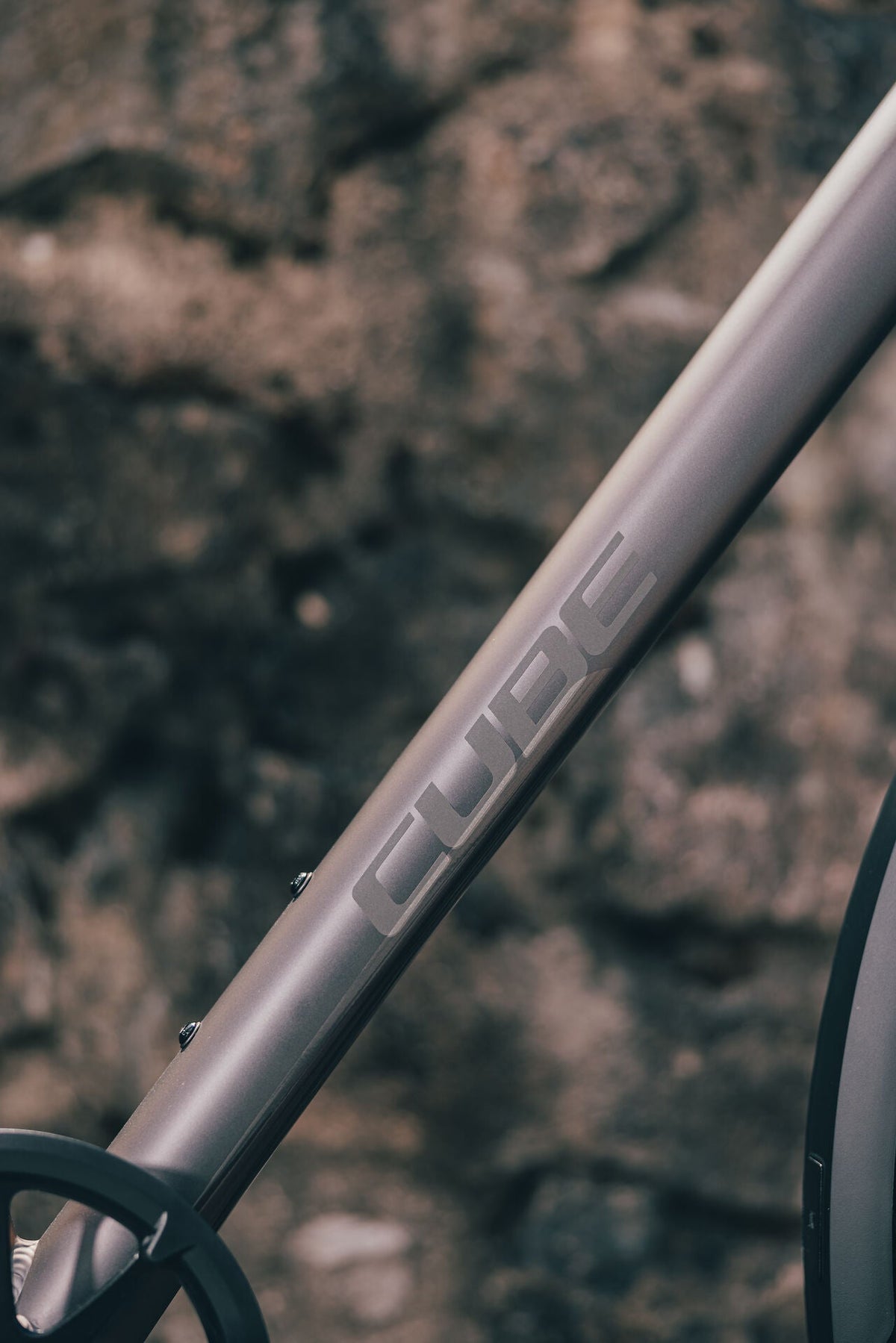 Cube Kathmandu SLX mysticgraphite´n´reflex 2027 – Trekkingrad – Detailansicht 4