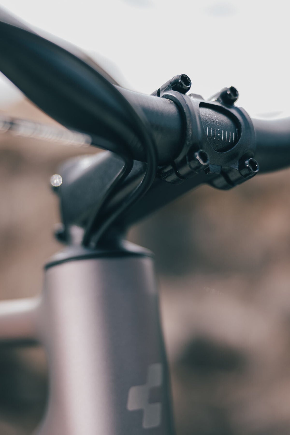 Cube Kathmandu SLX mysticgraphite´n´reflex 2027 – Trekkingrad – Detailansicht 13