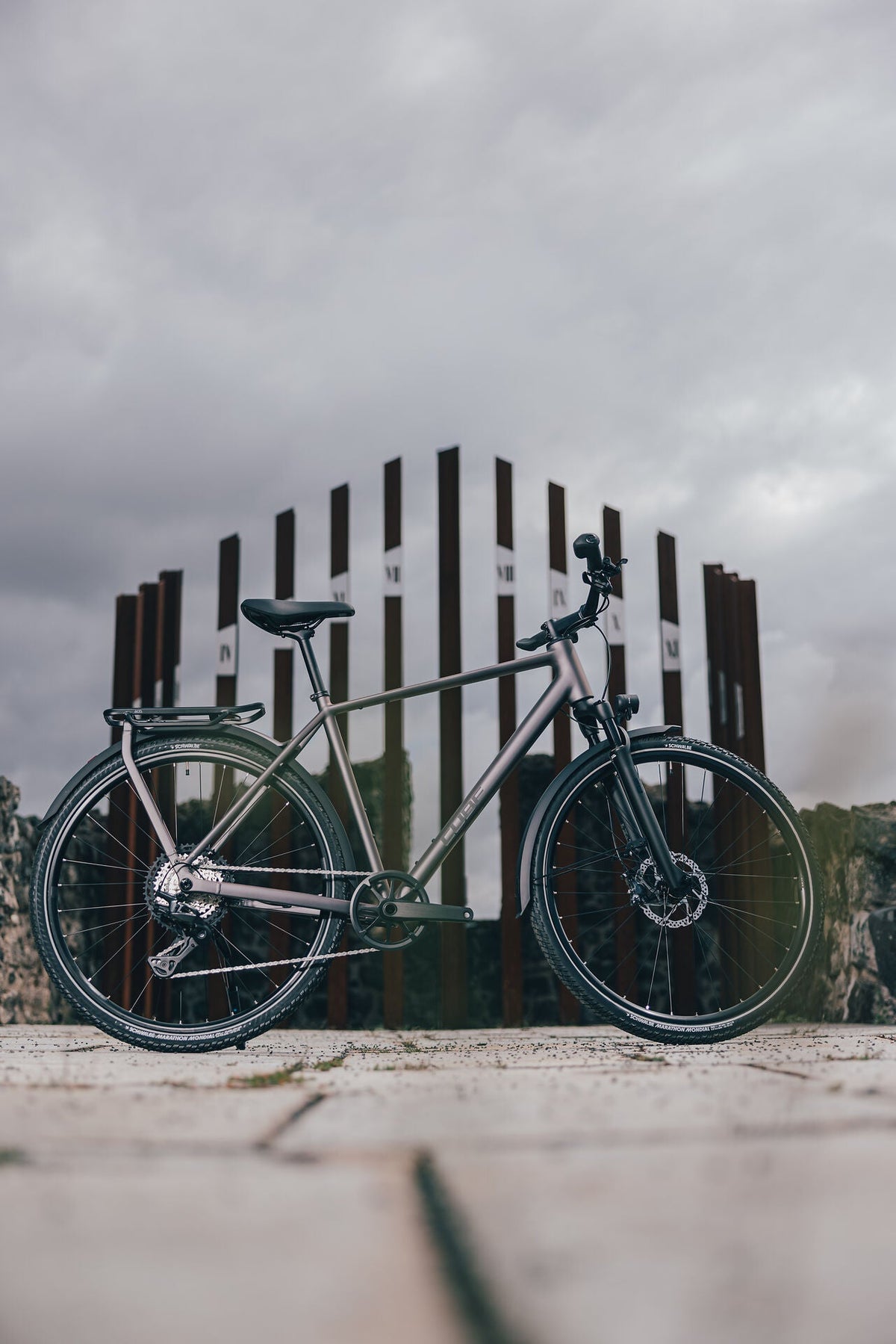 Cube Kathmandu SLX mysticgraphite´n´reflex 2027 – Trekkingrad – Seitenansicht 2