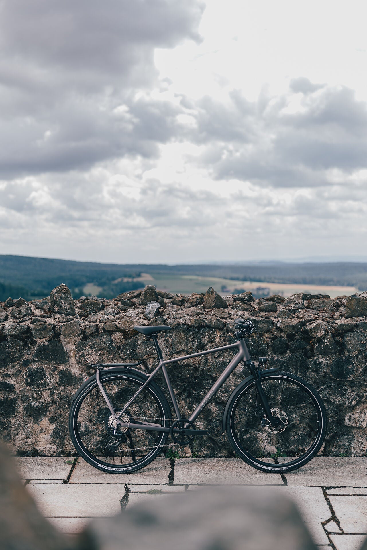Cube Kathmandu SLX mysticgraphite´n´reflex 2027 – Trekkingrad – Seitenansicht 4