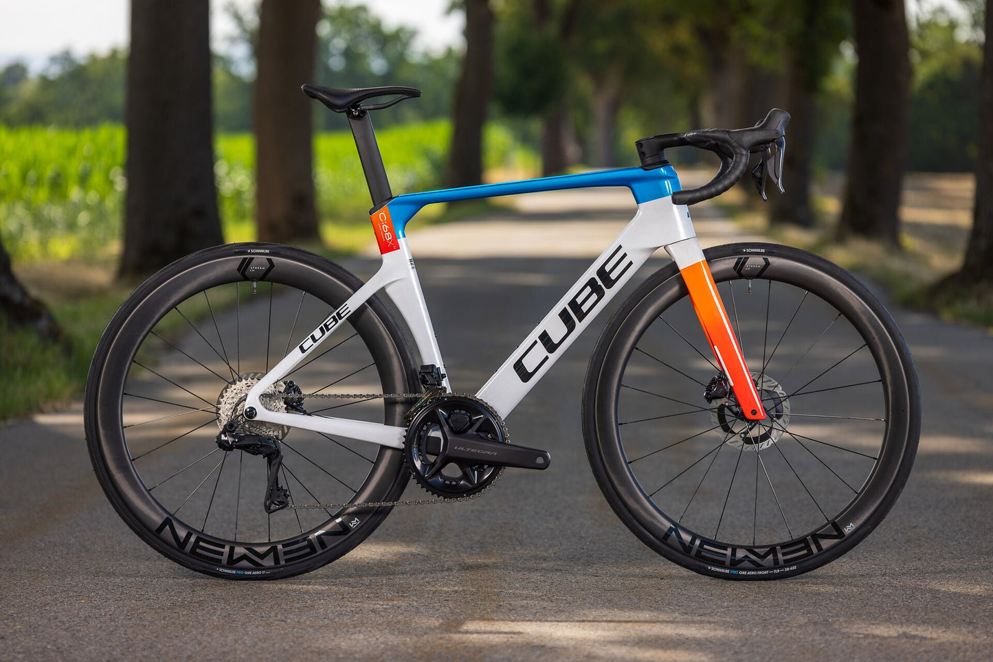 Cube Litening AERO C:68X Race teamline 2027 – Rennrad – Seitenansicht 1