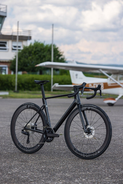 Cube Litening AIR C:68X Race blackpearl´n´black 2027 – Rennrad – Seitenansicht 5