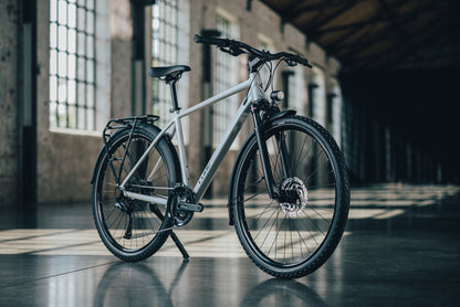 Cube Nature EXC FE glintsand´n´black 2027 – Crossrad – Seitenansicht 3