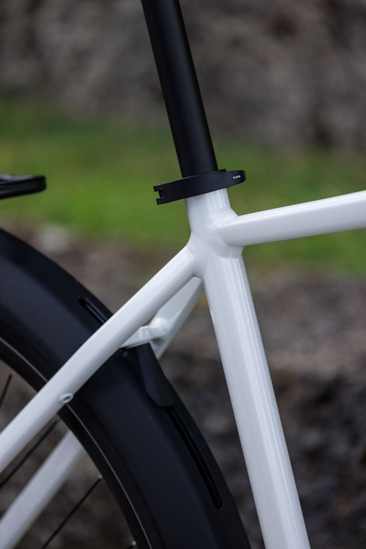 Cube Nature Pro FE metallicwhite´n´reflex 2027 – Crossrad – Detailansicht 10