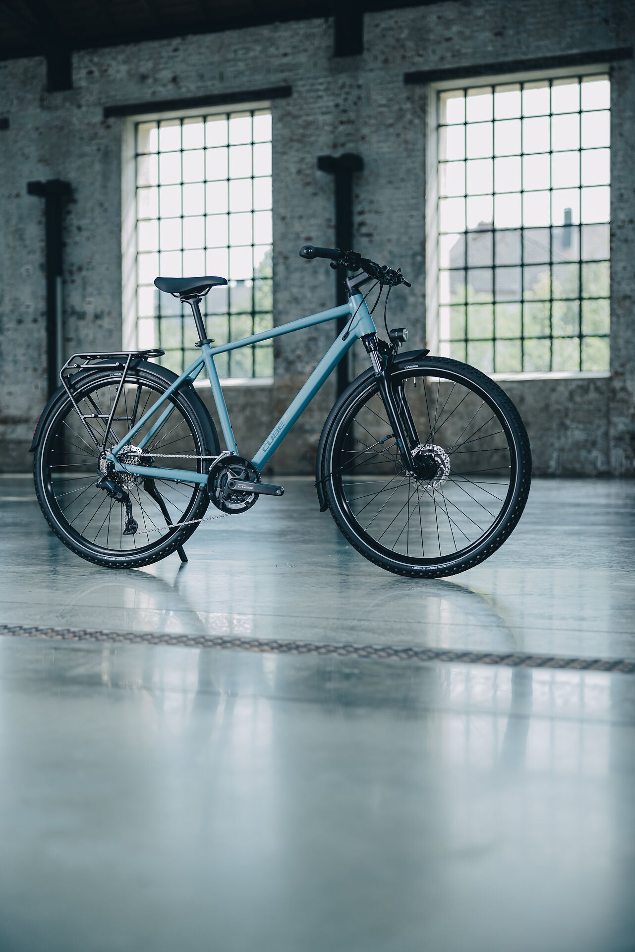 Cube Nature Pro FE surfblue´n´blue 2027 – Crossrad – Seitenansicht 4