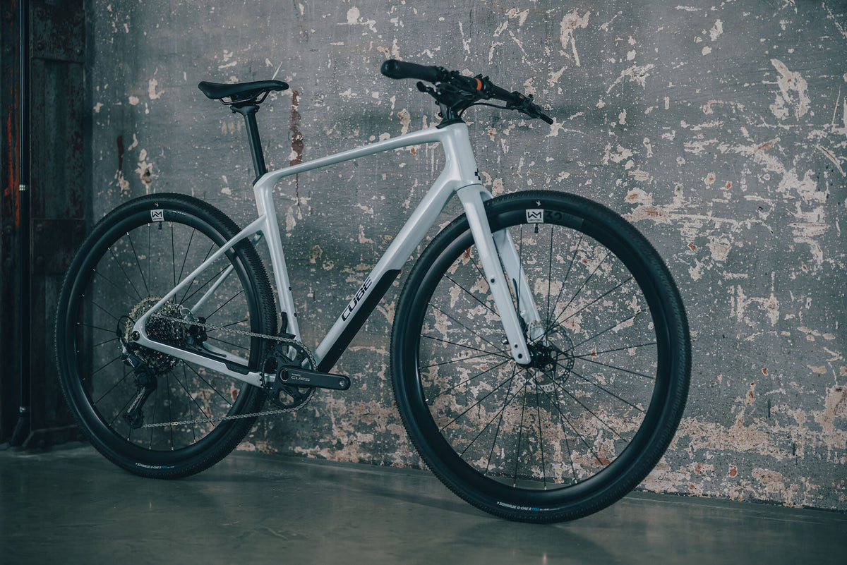 Cube Nulane C:62 SLX glacier´n´black 2027 – Fitnessbike – Seitenansicht 3