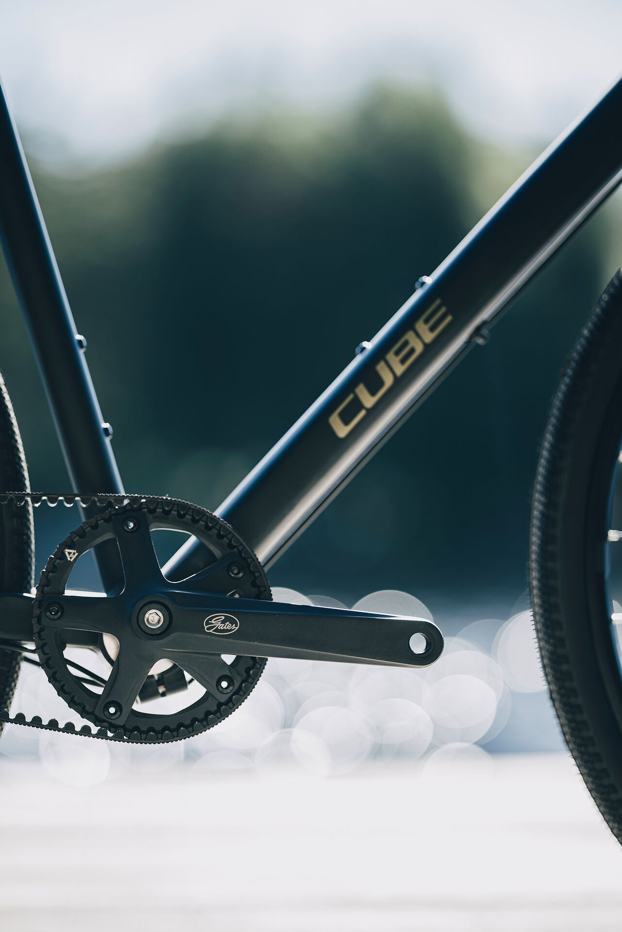 Cube Nulane Deluxe EXC grey´n´chrome 2027 – Fitnessbike – Detailansicht 2