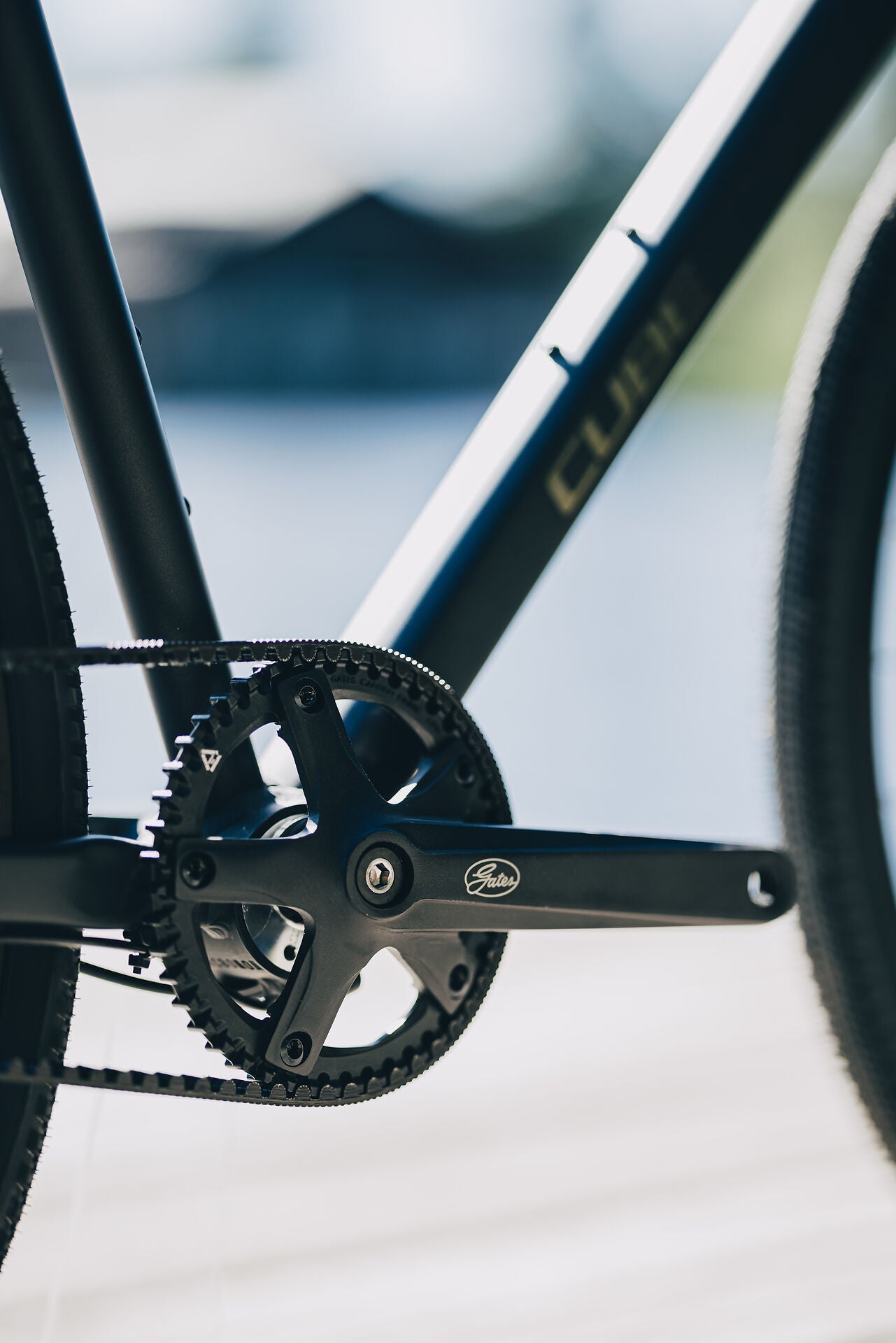 Cube Nulane Deluxe EXC grey´n´chrome 2027 – Fitnessbike – Detailansicht 8
