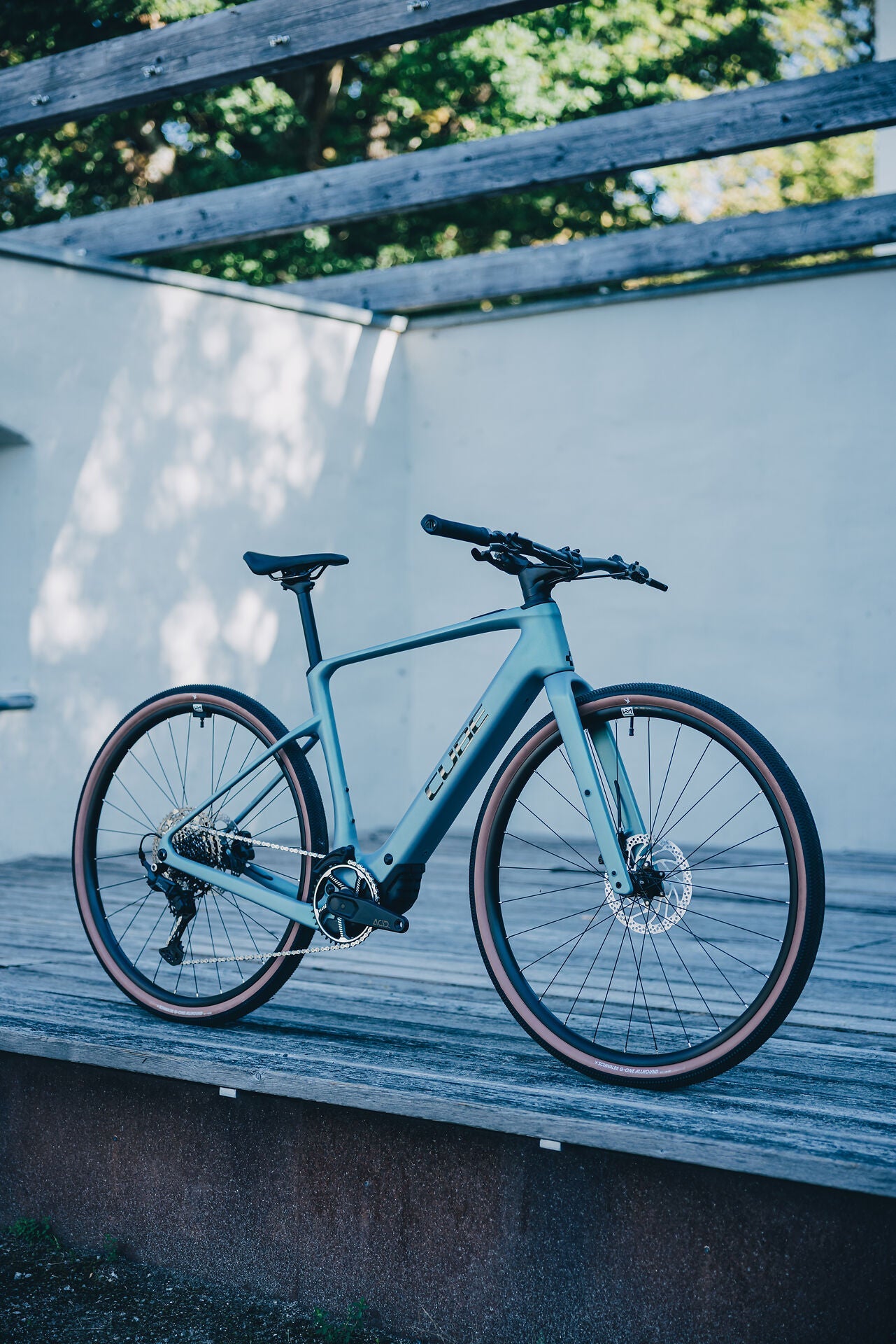 Cube Nulane Hybrid C:62 Race 400X seagrey´n´black 2027 – E-Gravelbike – Seitenansicht 1