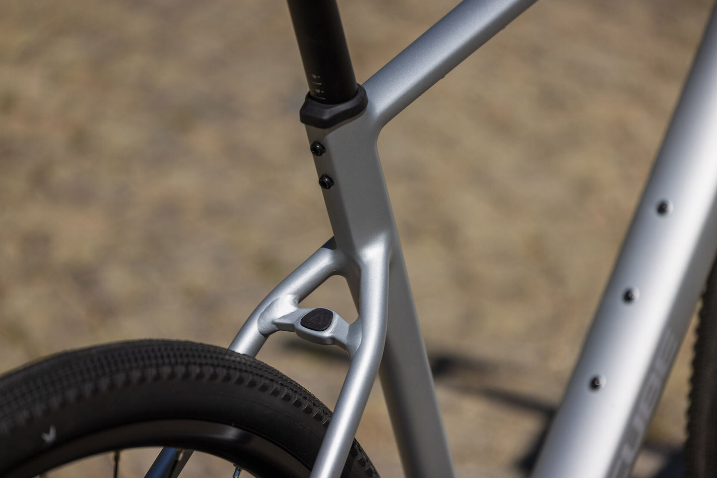 Cube Nulane ONE silverstar´n´reflex 2027 – Fitnessbike – Detailansicht 5