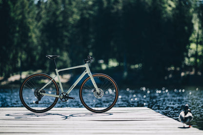 Cube Nulane Pro aloegreen´n´black 2027 – Fitnessbike – Seitenansicht 3