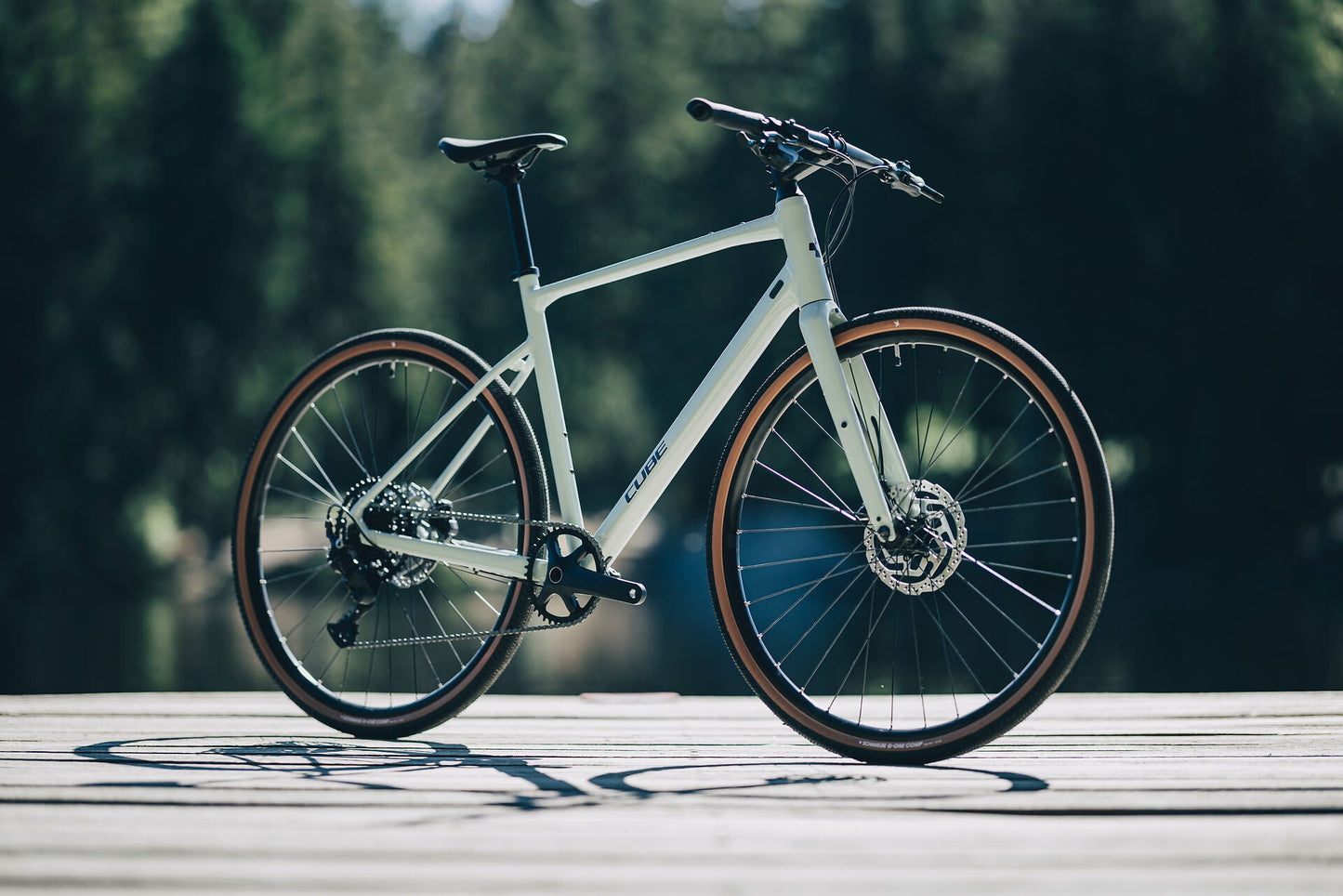 Cube Nulane Pro aloegreen´n´black 2027 – Fitnessbike – Seitenansicht 5
