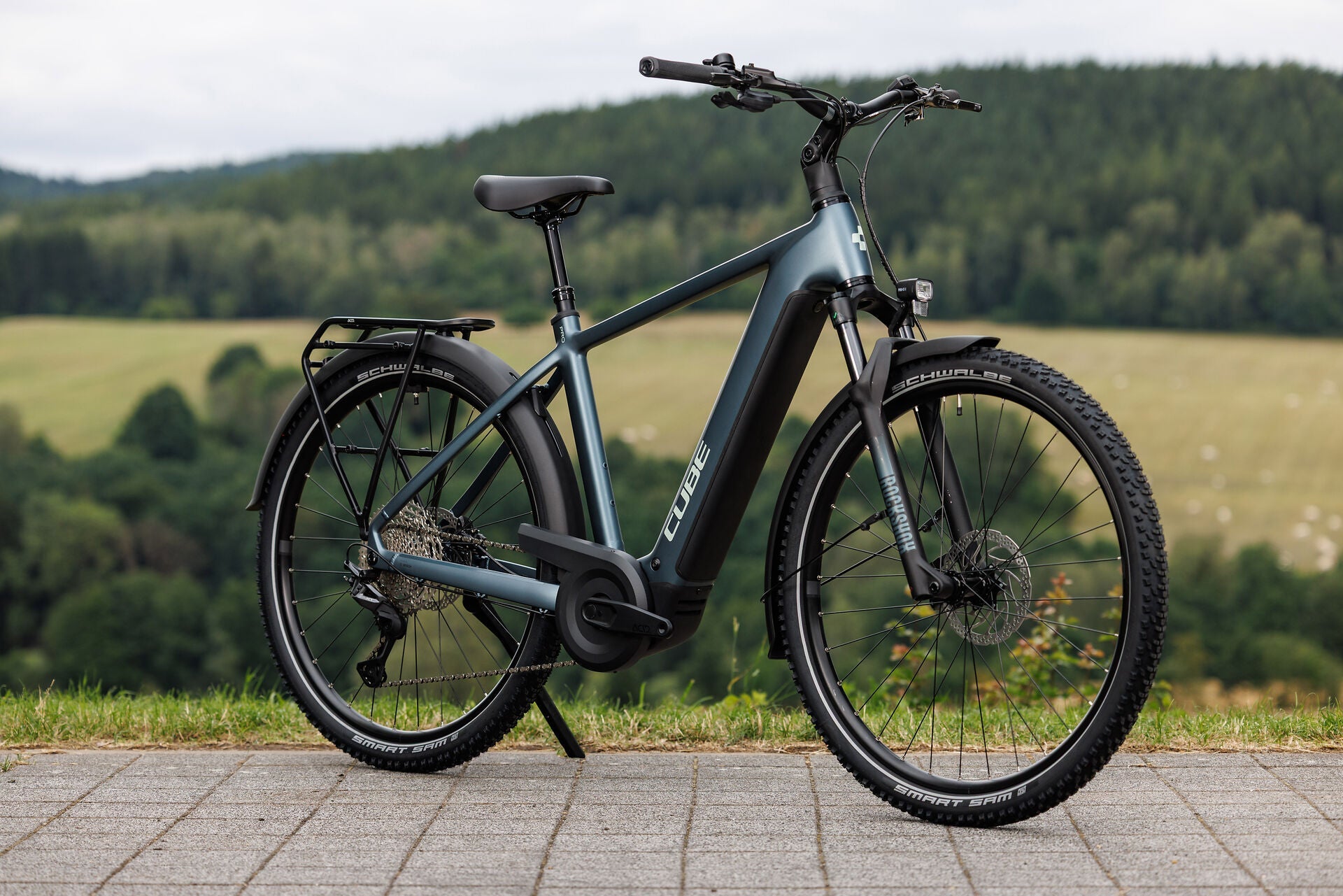 Cube Nuride Hybrid Pro 800 deepteal´n´blue 2027 – E-Crossrad – Seitenansicht 3