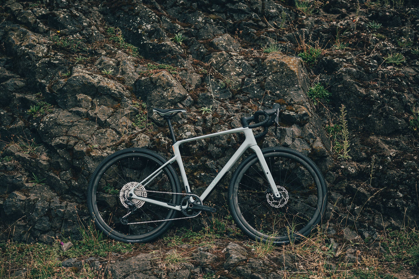 Cube Nuroad C:62 ONE hintofmint´n´green 2027 – Gravelbike – Seitenansicht 1