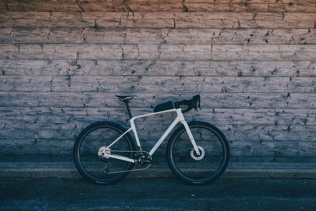 Cube Nuroad C:62 Pro mellowyellow´n´lilac 2027 – Gravelbike – Seitenansicht 1